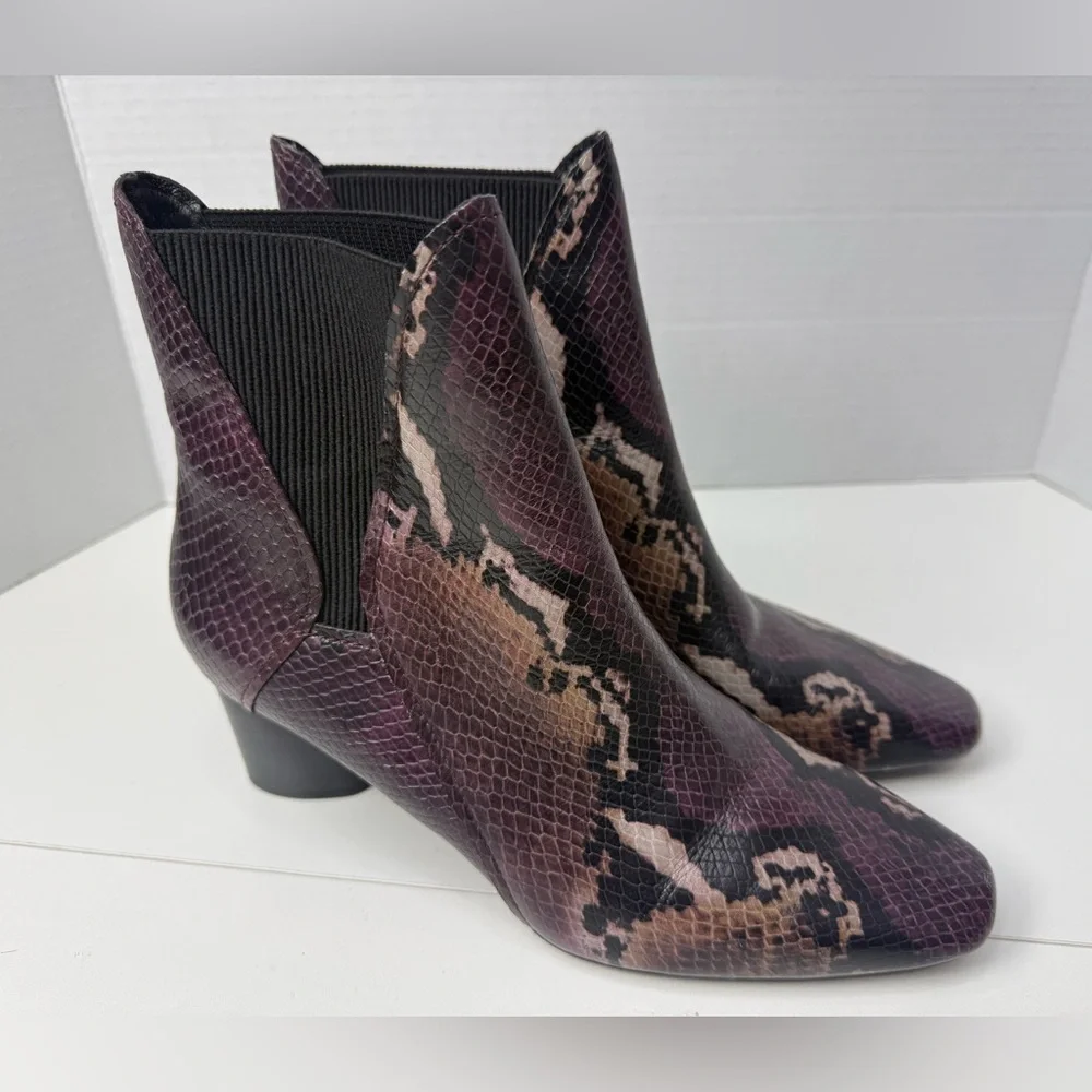 Donald J. Pliner Austen Snake-Embossed Leather Pointed Toe Chelsea Ankle boots